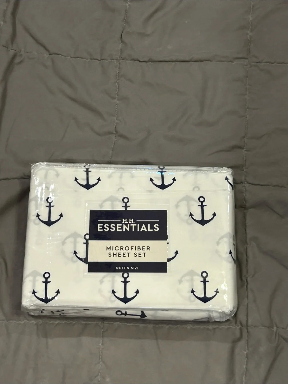H.H. Essentials microfiber sheet set navy blue anchor pattern Print Queen size